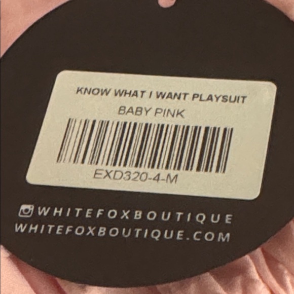 NWT WHITE FOX Boutique Light Pink Mini Know What I Want Playsuit Romper Size M - Picture 8 of 9